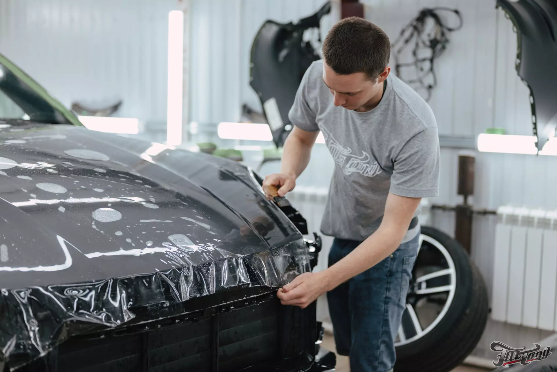 Porsche Cayenne. Оклейка в полиуретан. Окрас дисков